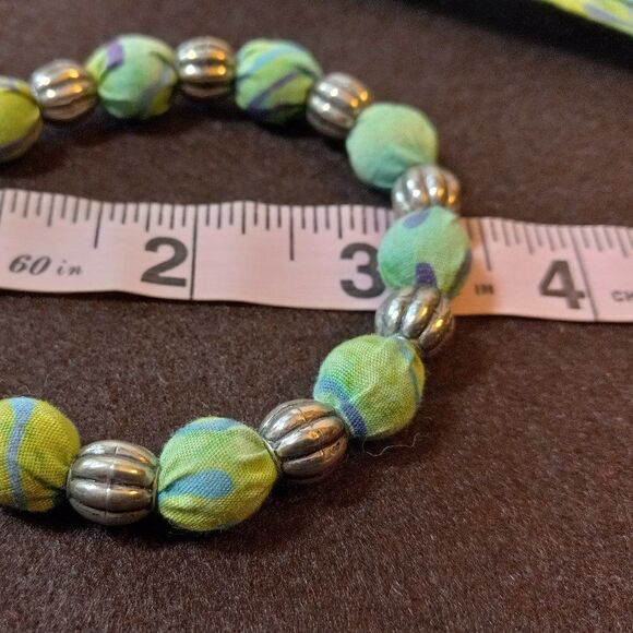 Fabric and Silver Tone beaded necklace and bracelet - Picture 5 of 7